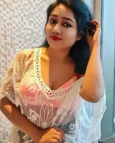 Escorts Service Etmadpur